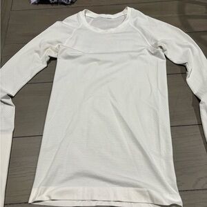 Lululemon swiftly tech long sleeve